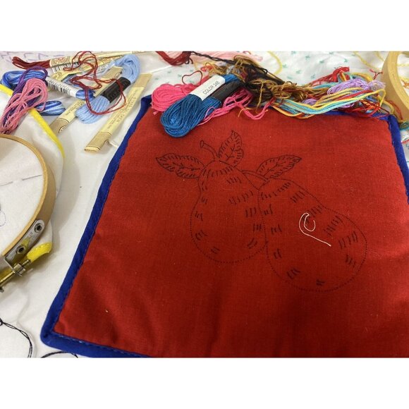 Vtg 70s Unfinished Embroidery Linen Projects, Mixed Lot Junk Journal Slow Stitch - Picture 8 of 16